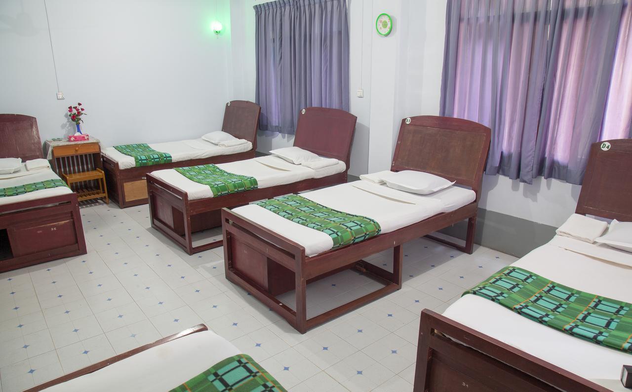 Mother Land Inn 2 Yangon Dış mekan fotoğraf