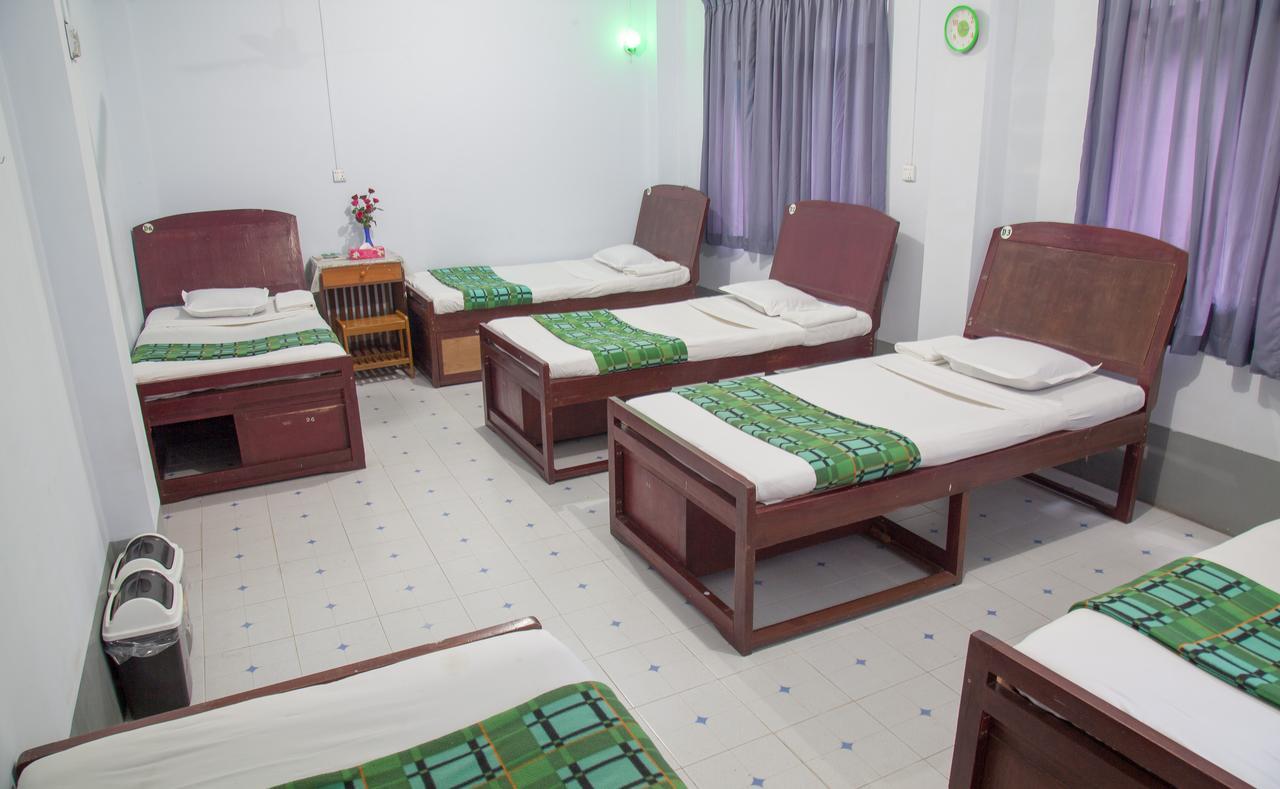 Mother Land Inn 2 Yangon Dış mekan fotoğraf
